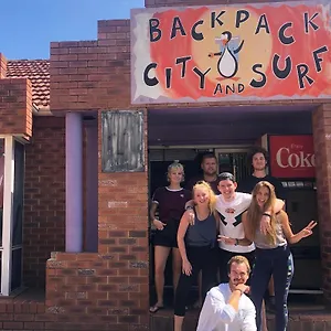 https://backpack-city-and-surf-hostel.hotelsperth.org